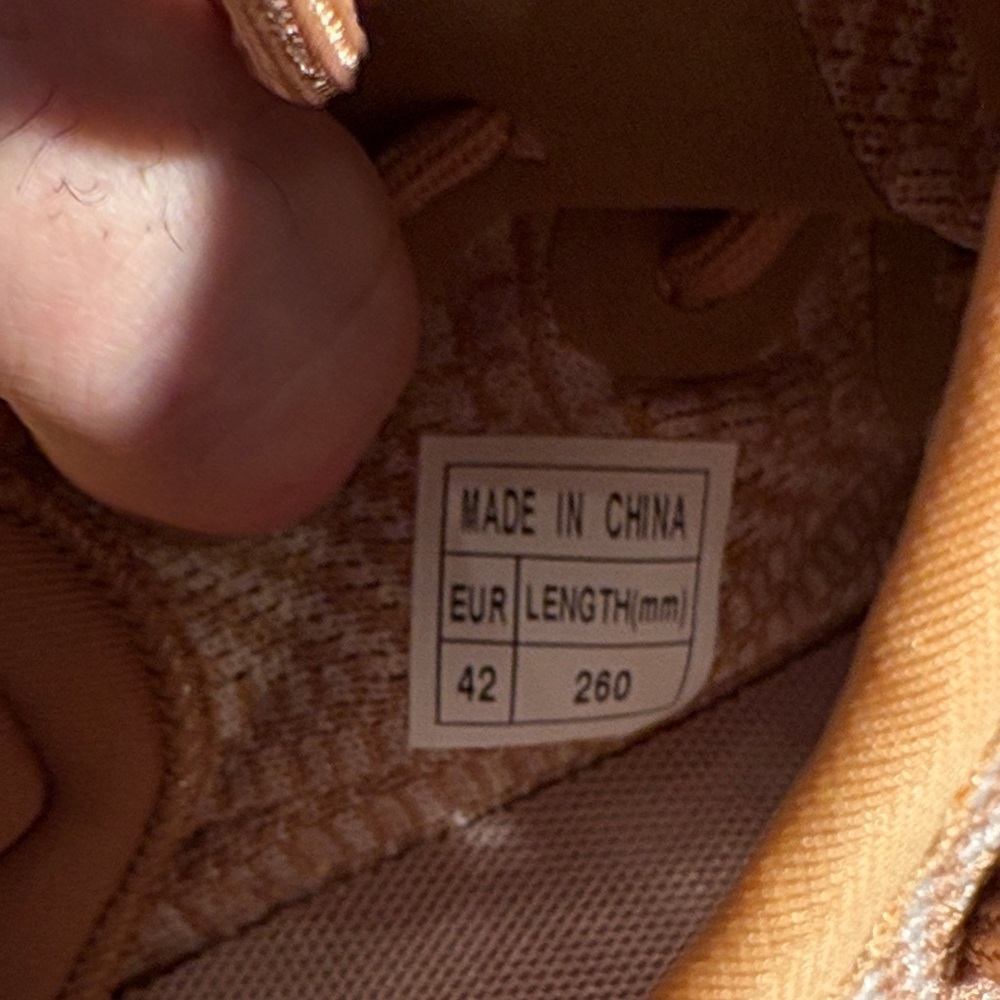 Yeezy Tan and Orange Men's Sneakers - Picture 7 of 7